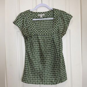 Banana Republic Green and Black Patterned Blouse size S 100% silk